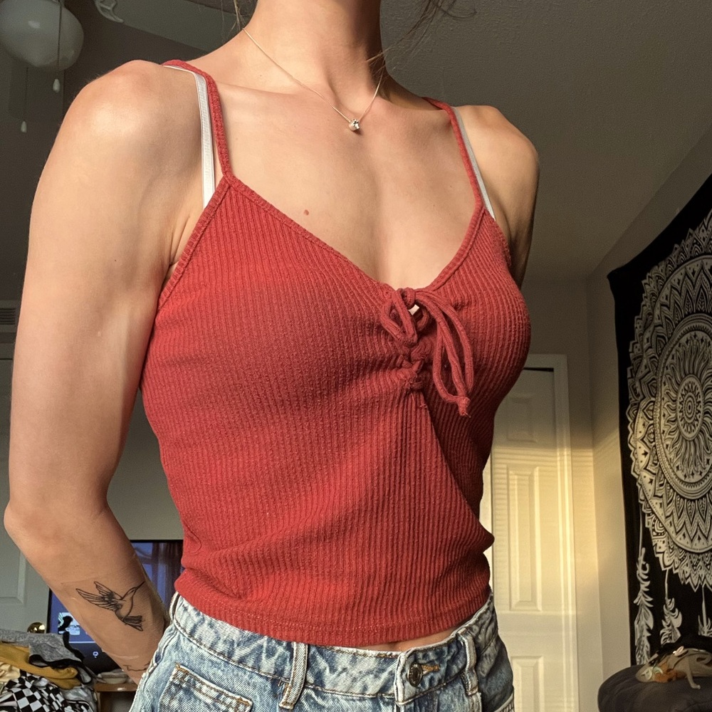 Tie tank top